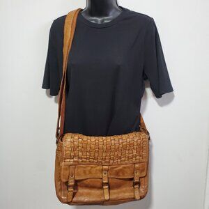 THE TREND Italian Leather Messenger Crossbody Bag Purse Weave Woven Boho Brown
